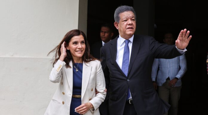 Embajadora de Estados Unidos visita Funglode y se reúne con el doctor Leonel Fernández